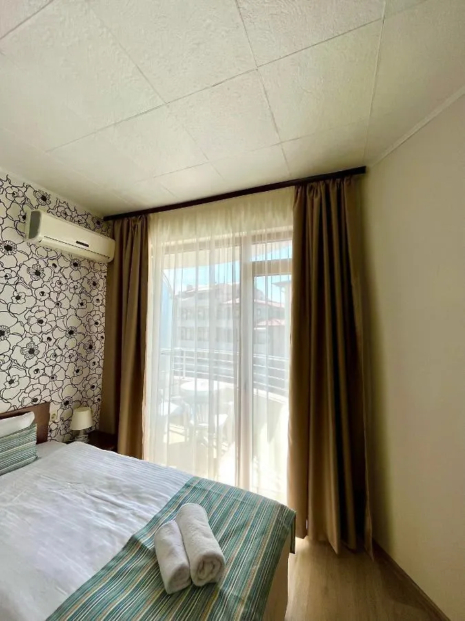 **  Hotel Sea View Primorsko Bulgaria