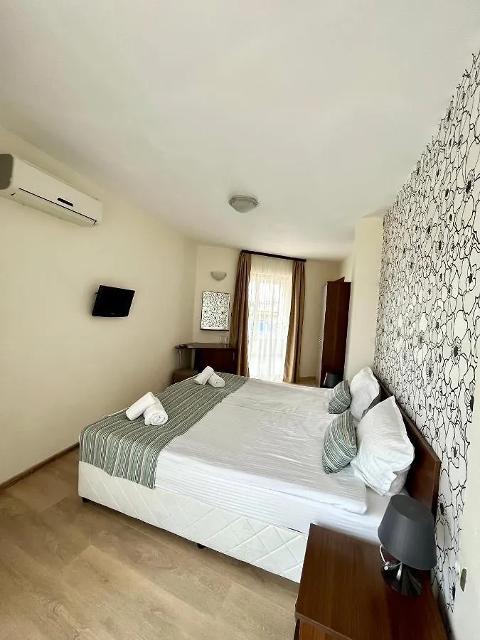 **  Hotel Sea View Primorsko Bulgaria