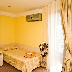 & Fotinov Guest house Burgas